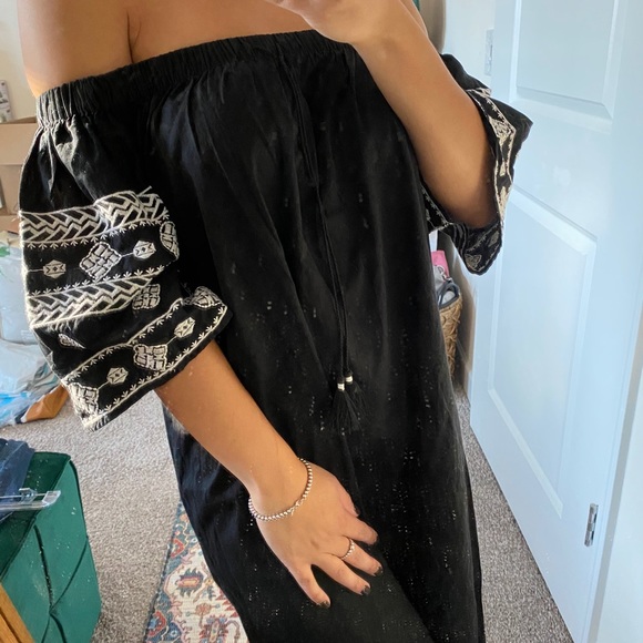 Embroidered Dress - Picture 3 of 8